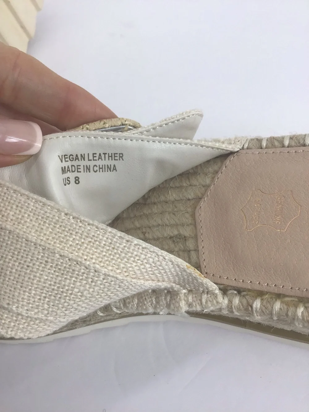 Oasis Society NWOT The Reese  Plarform Buckle Wedge Sandal Raffia Resort Size 8